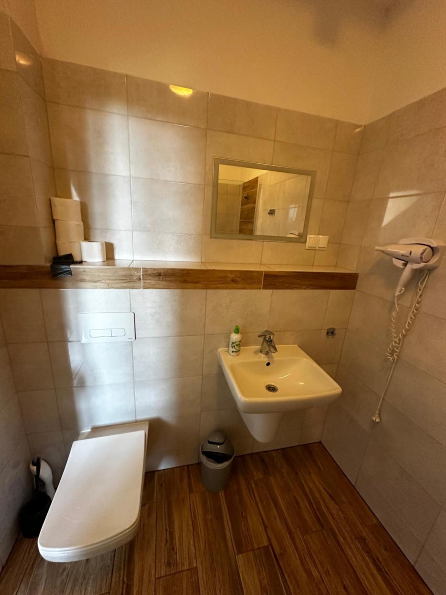 Agroturystyka Pod Grzywaczem Villa Sloszow Bagian luar foto